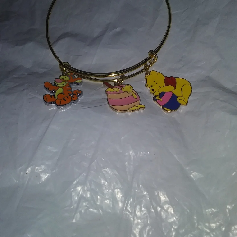Winnie the pooh and tigger honey pot bracelet - Picture 2 of 9